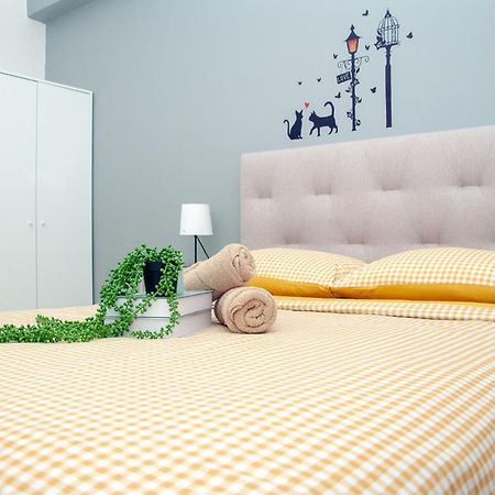 Five H Family Service Apartment Seri Kembangan Zewnętrze zdjęcie