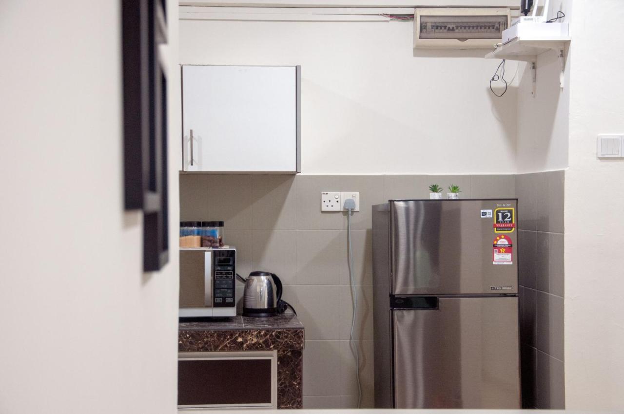 Five H Family Service Apartment Seri Kembangan Zewnętrze zdjęcie