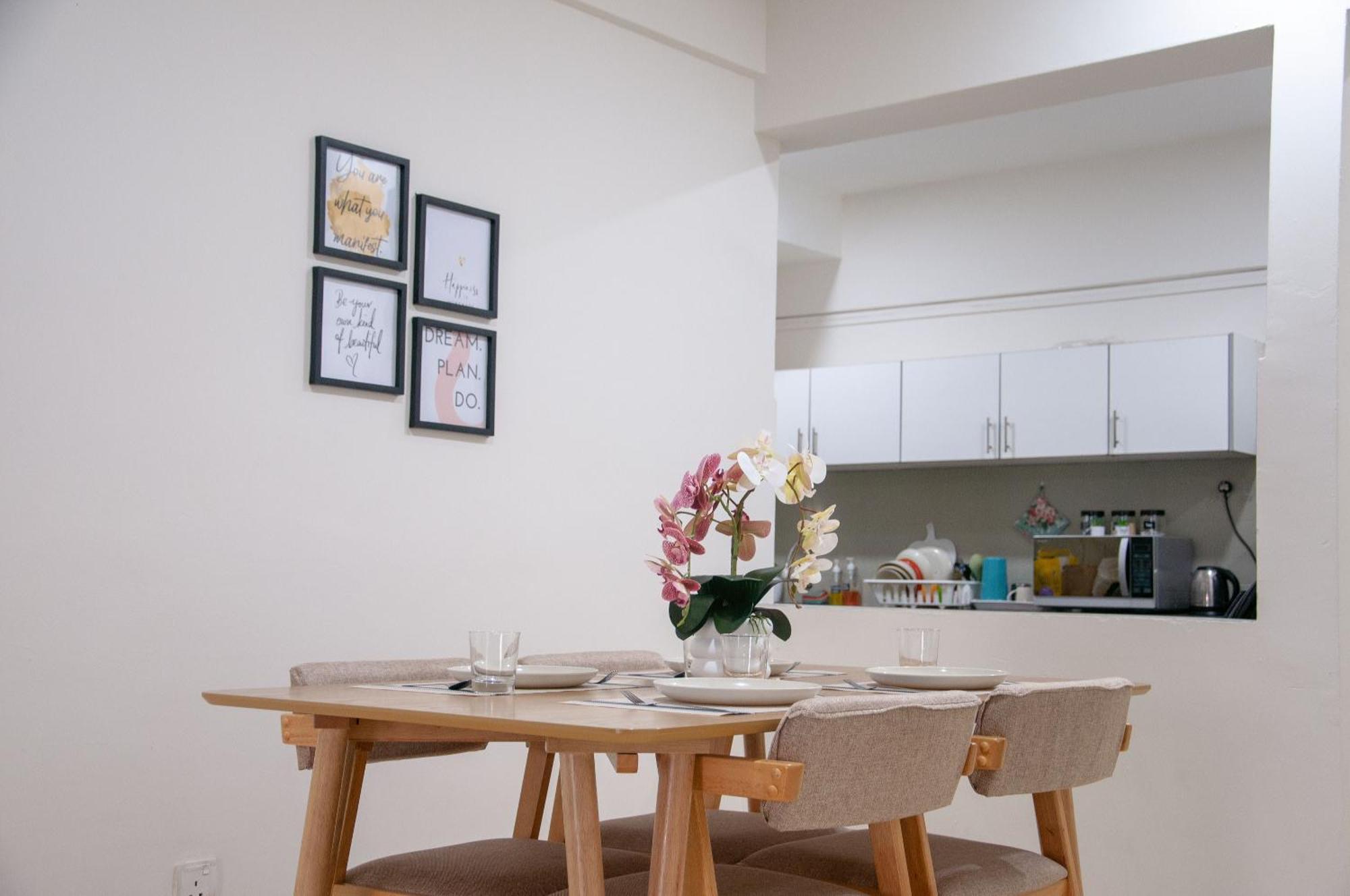 Five H Family Service Apartment Seri Kembangan Zewnętrze zdjęcie